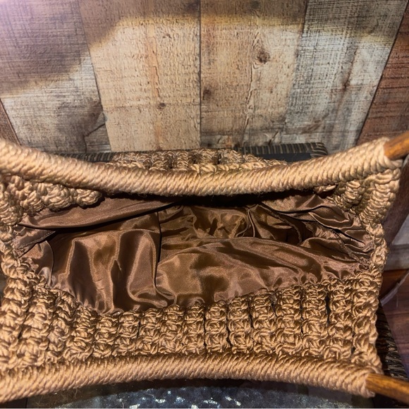 Vintage Crochet Macrame Purse Hand Bagsquare Lucite Handles GrannyCore Brown - Picture 4 of 4